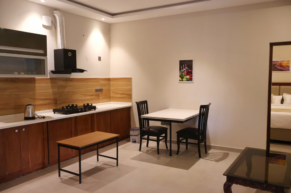 2 bedroom suit with kitchen4